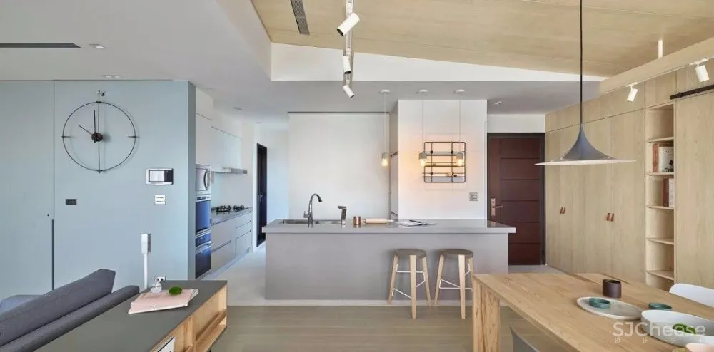 简单木色调丨刚刚好的温馨暖宅