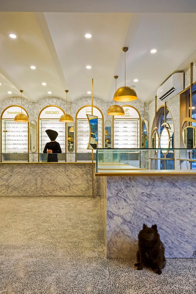 RENESA :眼镜店The Focal Length 首