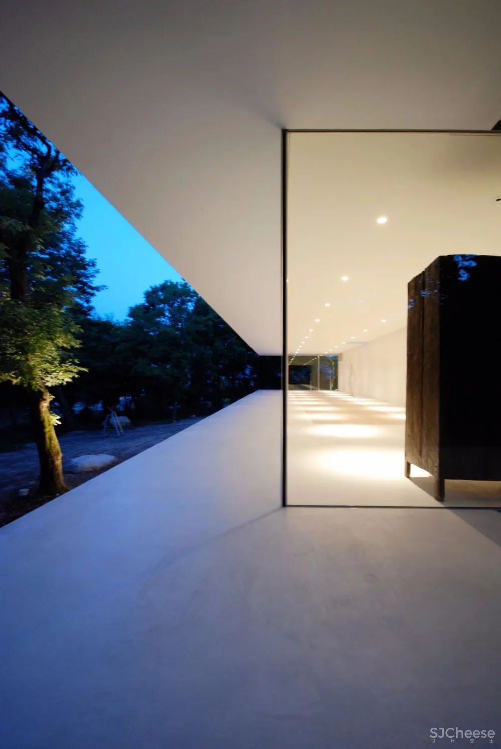 极简大师丨如何将白色做出空灵的境界