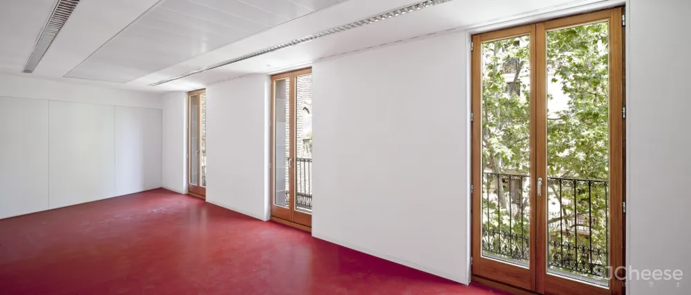 玩具图书馆与办公室,巴塞罗那 / taller 9s arquitectes