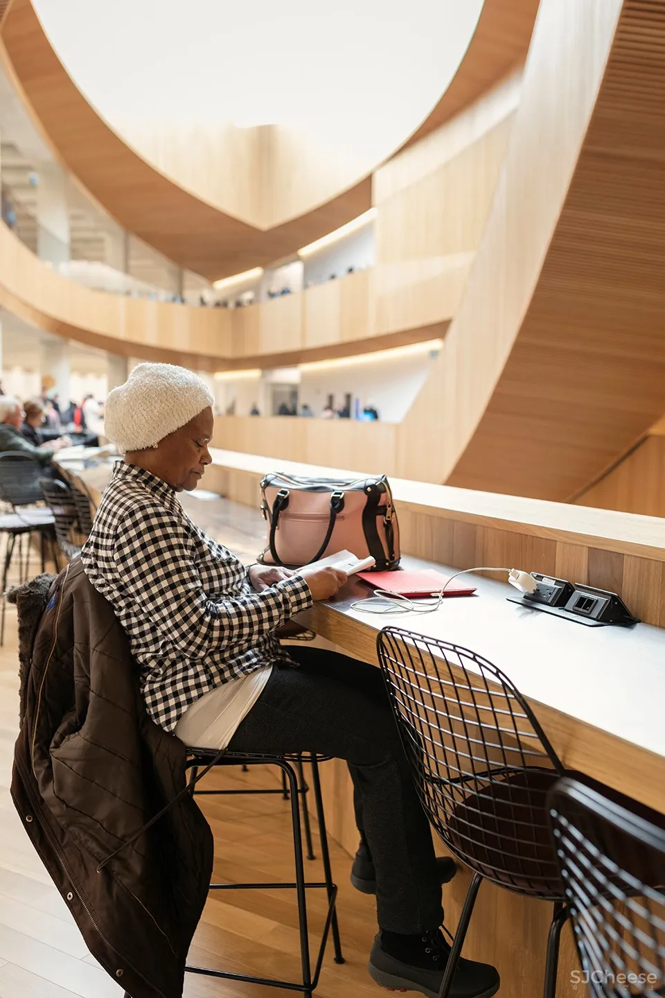 卡尔加里中央图书馆,加拿大 / Snøhetta