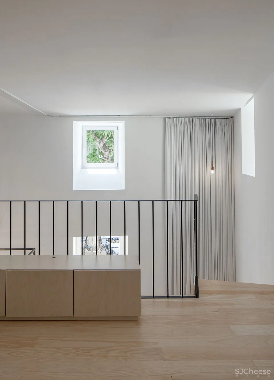 科英布拉酒店改造，葡萄牙 / depA Architects