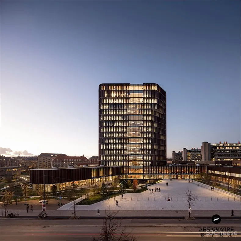 maersk_tower_c_f_moller_kobenhavn_denmark_architecture_dezeen_2364_col_18.jpg CFMøller: 哥本哈根Maersk大楼设计