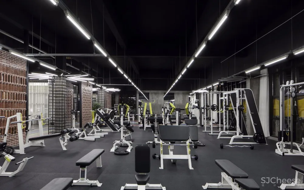 上海建桥学院:健身梦工厂设计