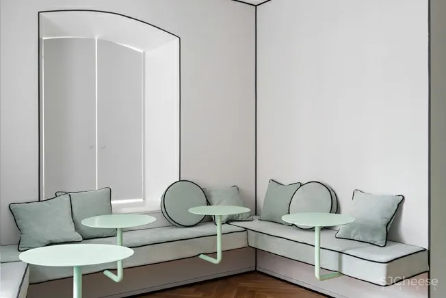 莫斯科 MIA Yoga 瑜伽工作室 :Crosby Studios 首