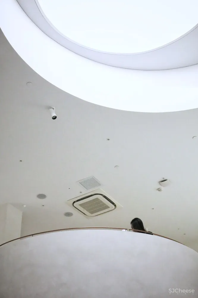 最新 | 不迫建筑工作室：上海鹰集咖啡丰盛里店 首