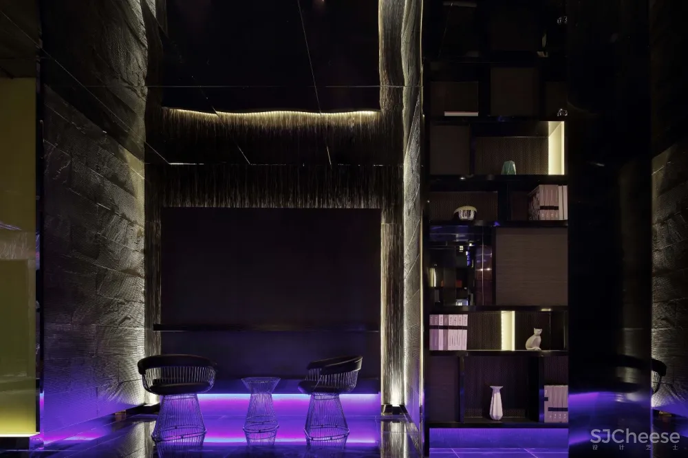 艺术潮流范——“砖”做KTV | 辛视设计