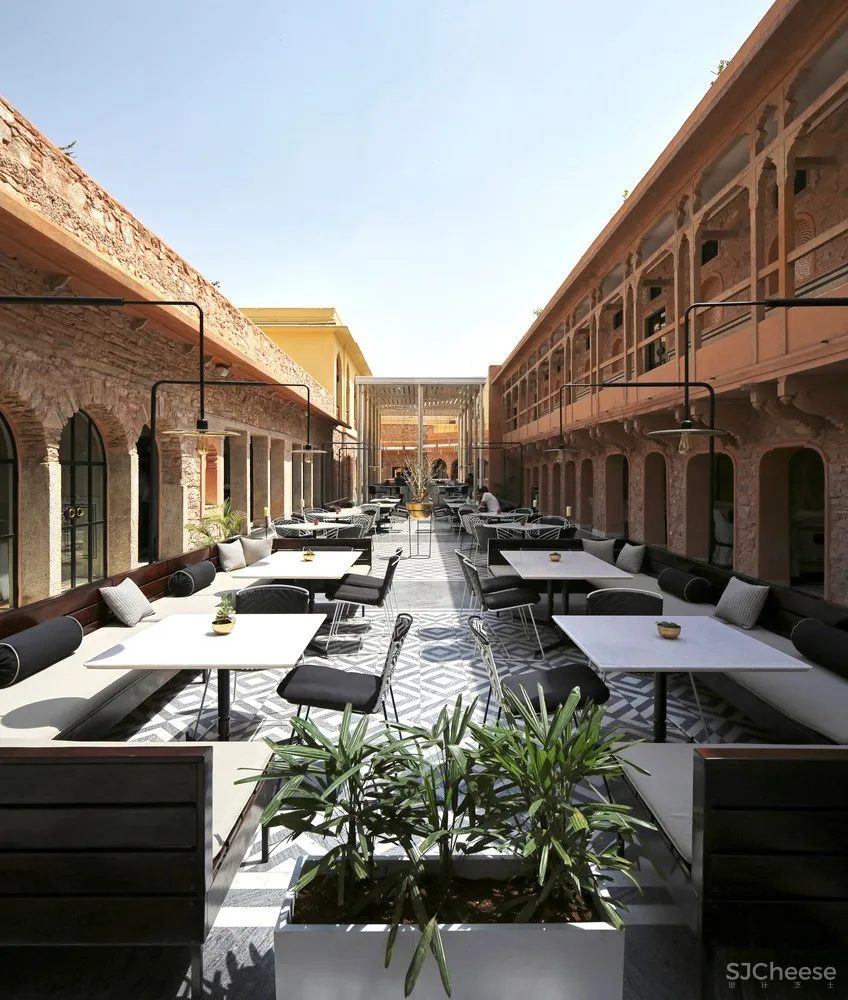 印度 Baradari 宫改造 / Studio Lotus 首