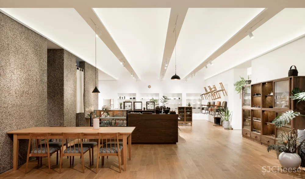 “ 失物招领”：时间与物品的交互之美 首