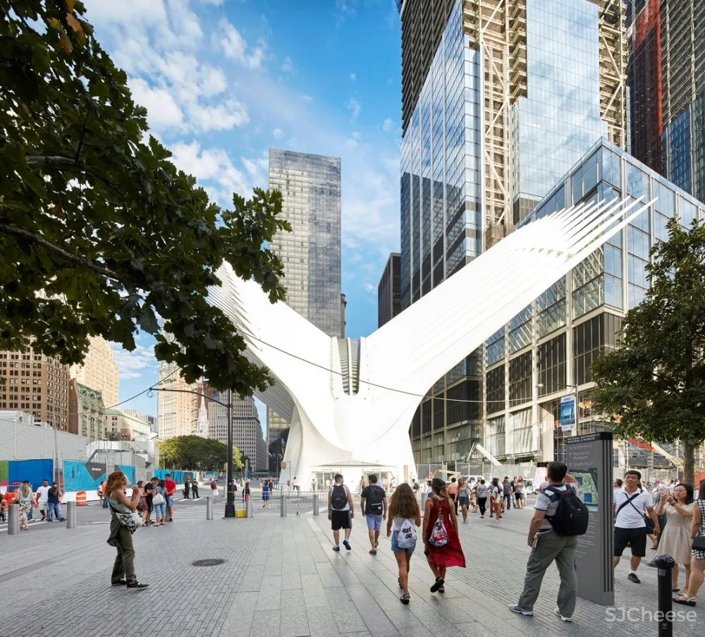 世贸中心交通枢纽 / 圣地亚哥·卡拉特拉瓦 首