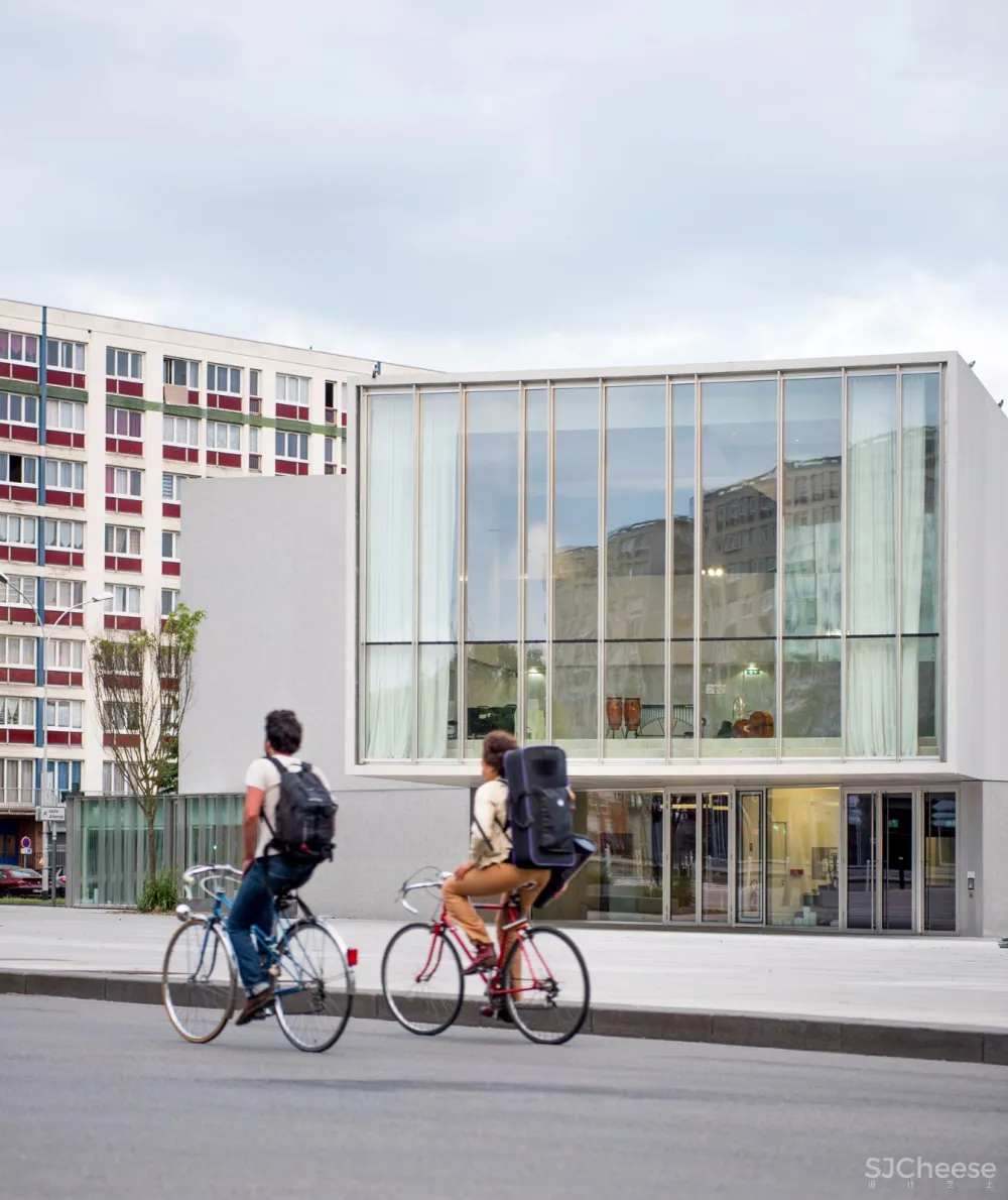 Dominique Coulon & associés:法国Allende表演厅和排练工作室 首