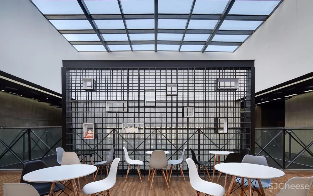 上海建桥学院:健身梦工厂设计