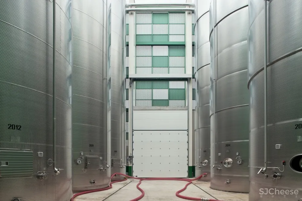 Ceviv酒厂扩建项目，意大利 / REISARCHITETTURA