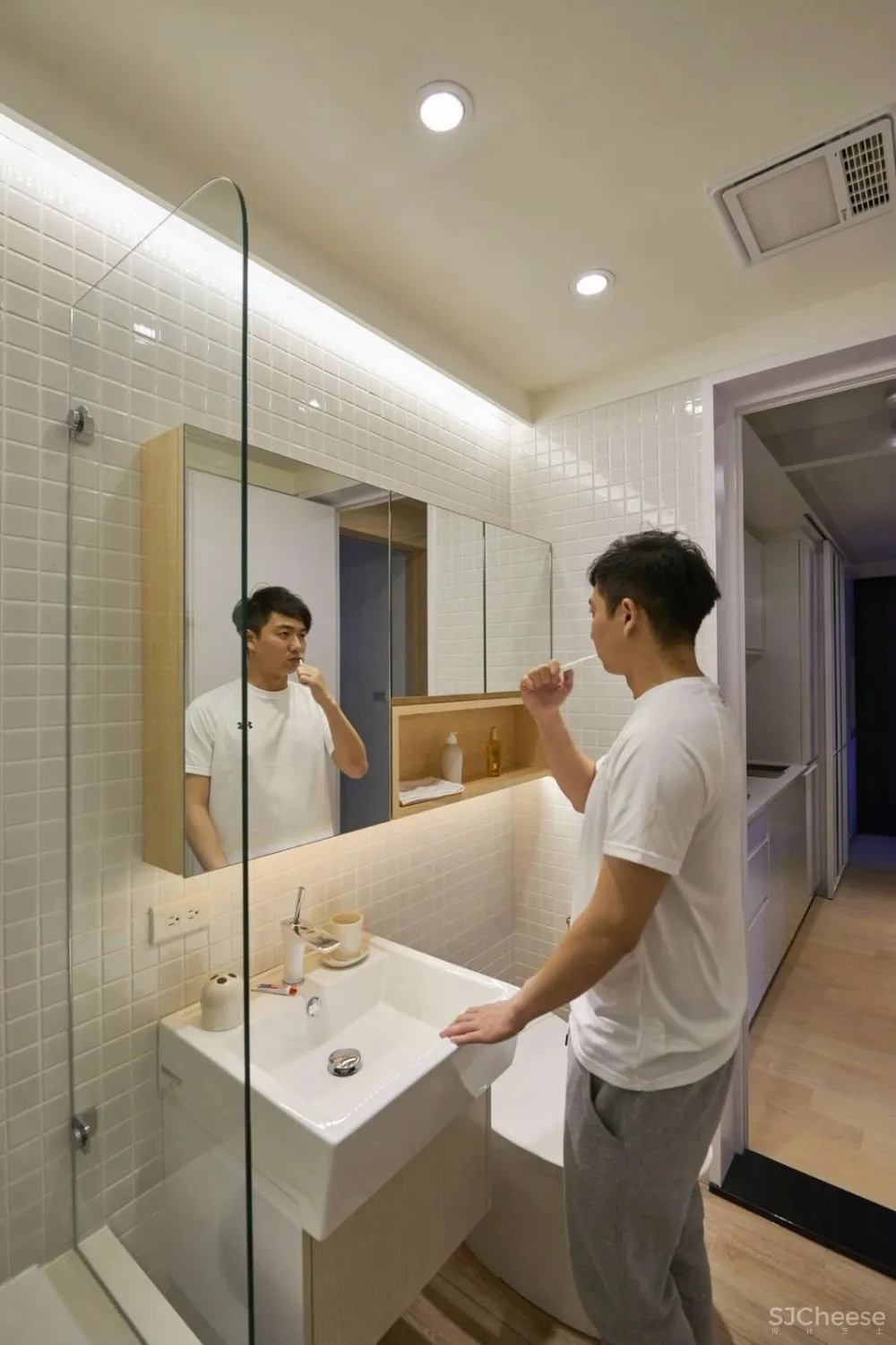 简单木色调丨刚刚好的温馨暖宅