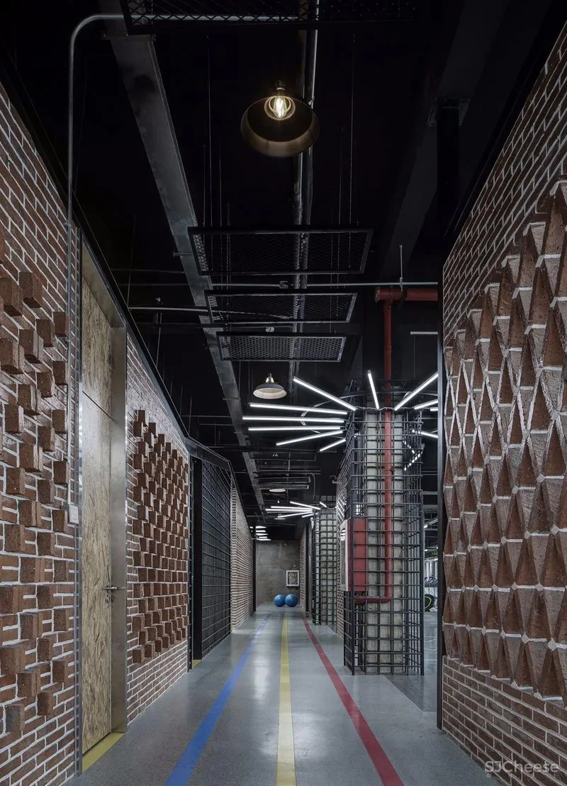 上海建桥学院:健身梦工厂设计