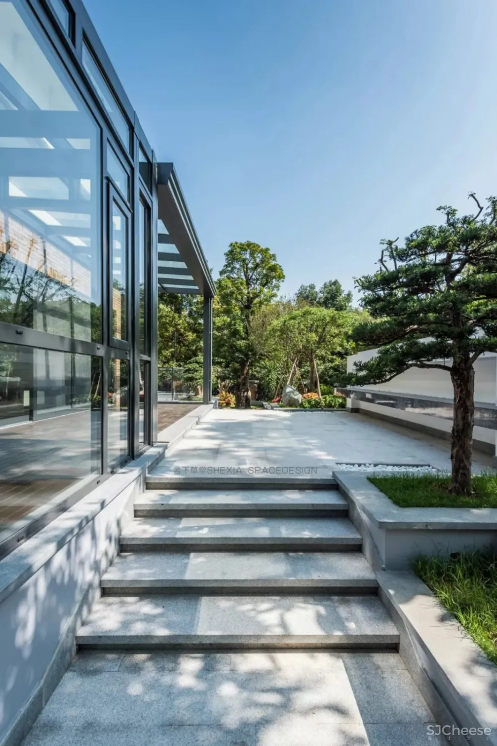 1120㎡轻奢别墅,一半冷艳一半迷红 | 舍下空间