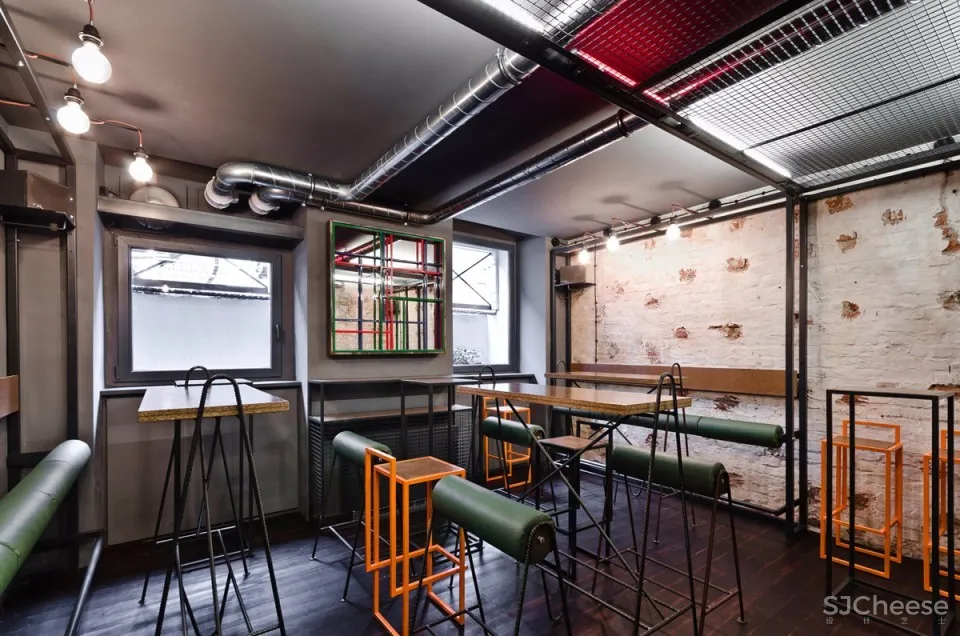 波兰 Źródło威士忌酒吧 | Adam Wiercinski