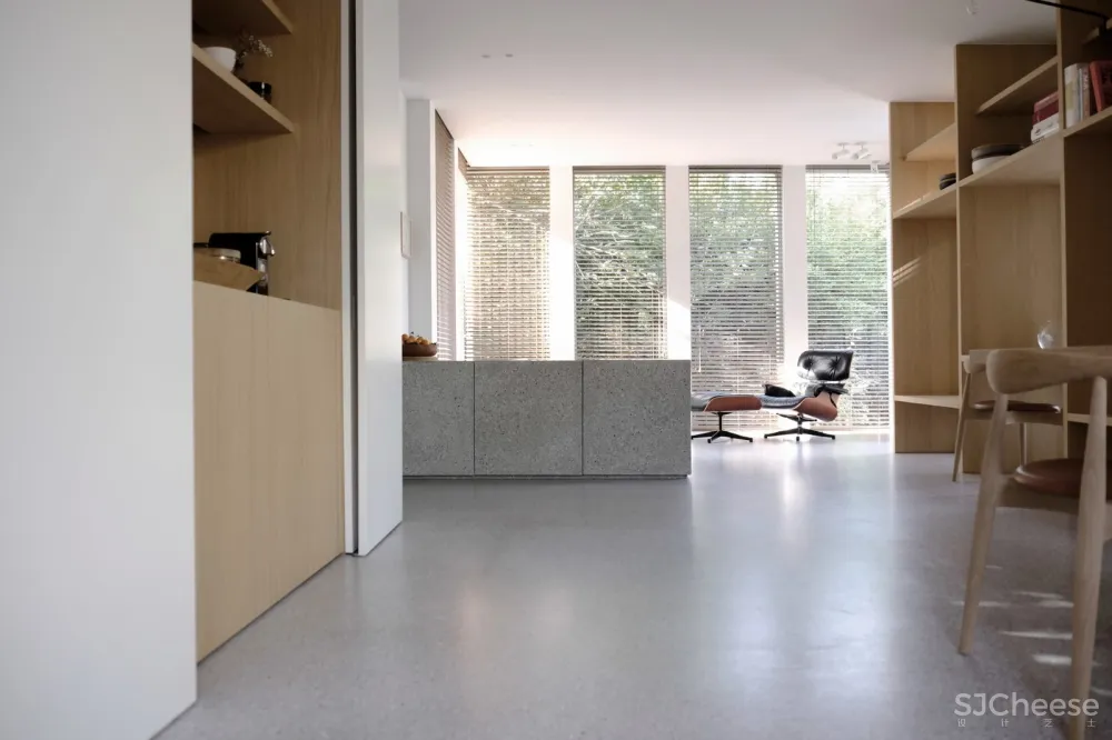 JS 住宅 | 石头与浅木的自然色调