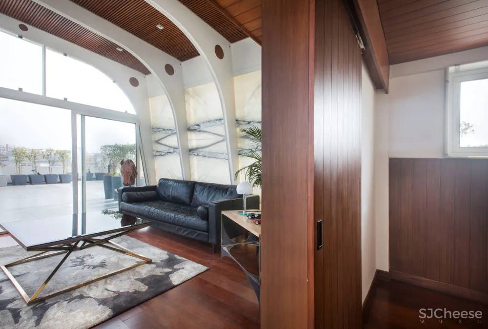 屋顶船舱2号 / Harsh Vardhan Jain Architects