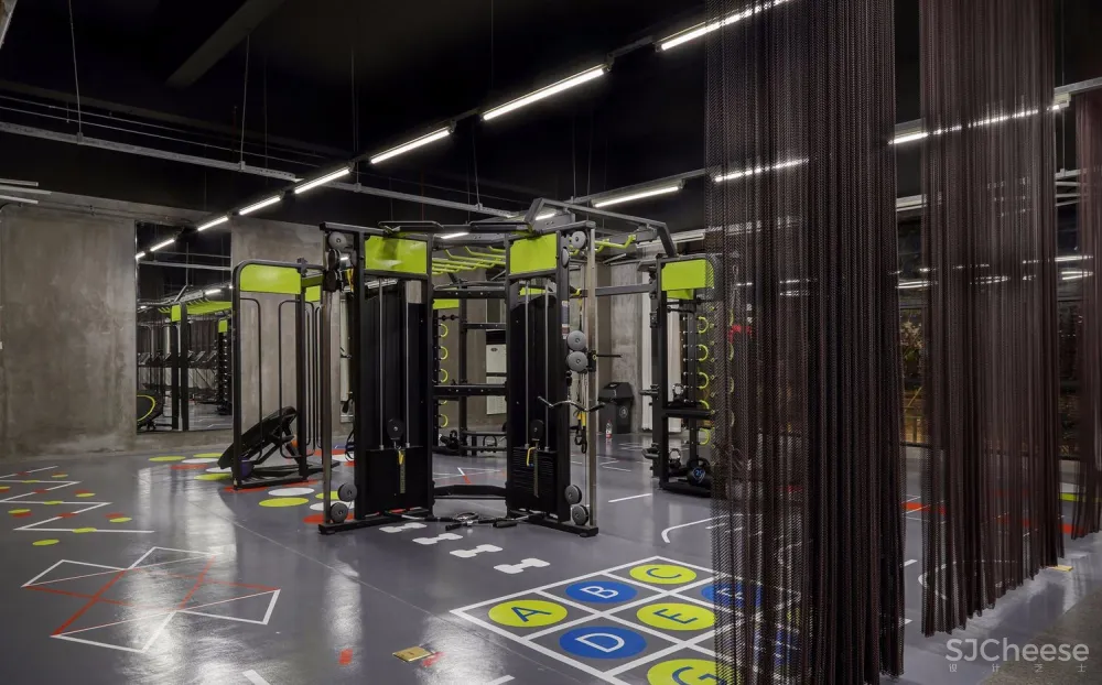 上海建桥学院:健身梦工厂设计