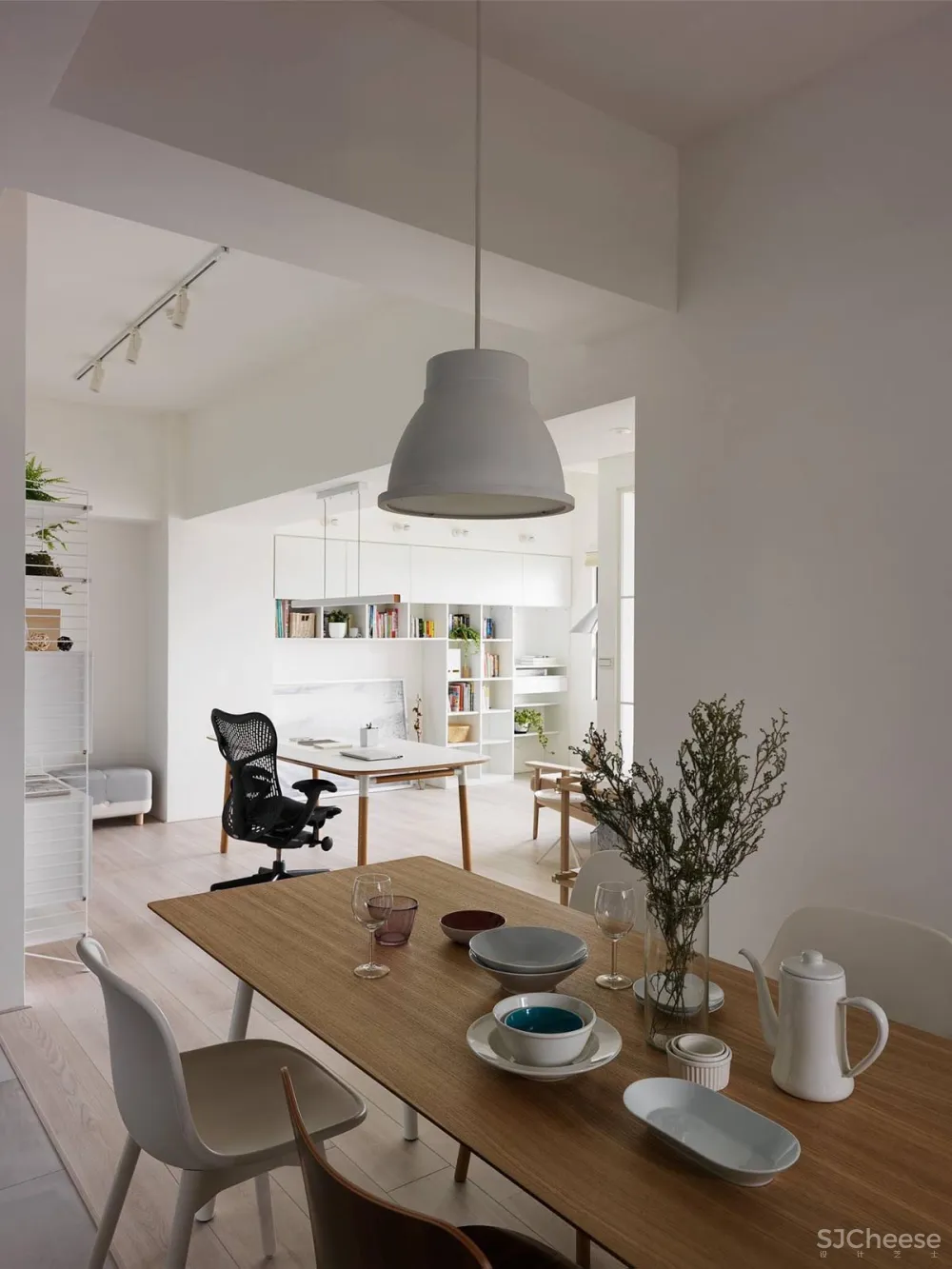 现代风格白色公寓 | November Design