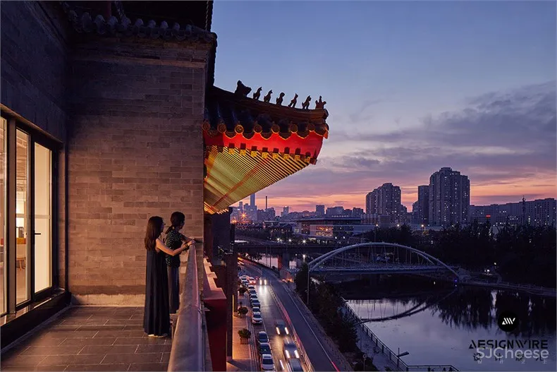 室外平台.jpg 张晓亮:DayOne法律科技大楼