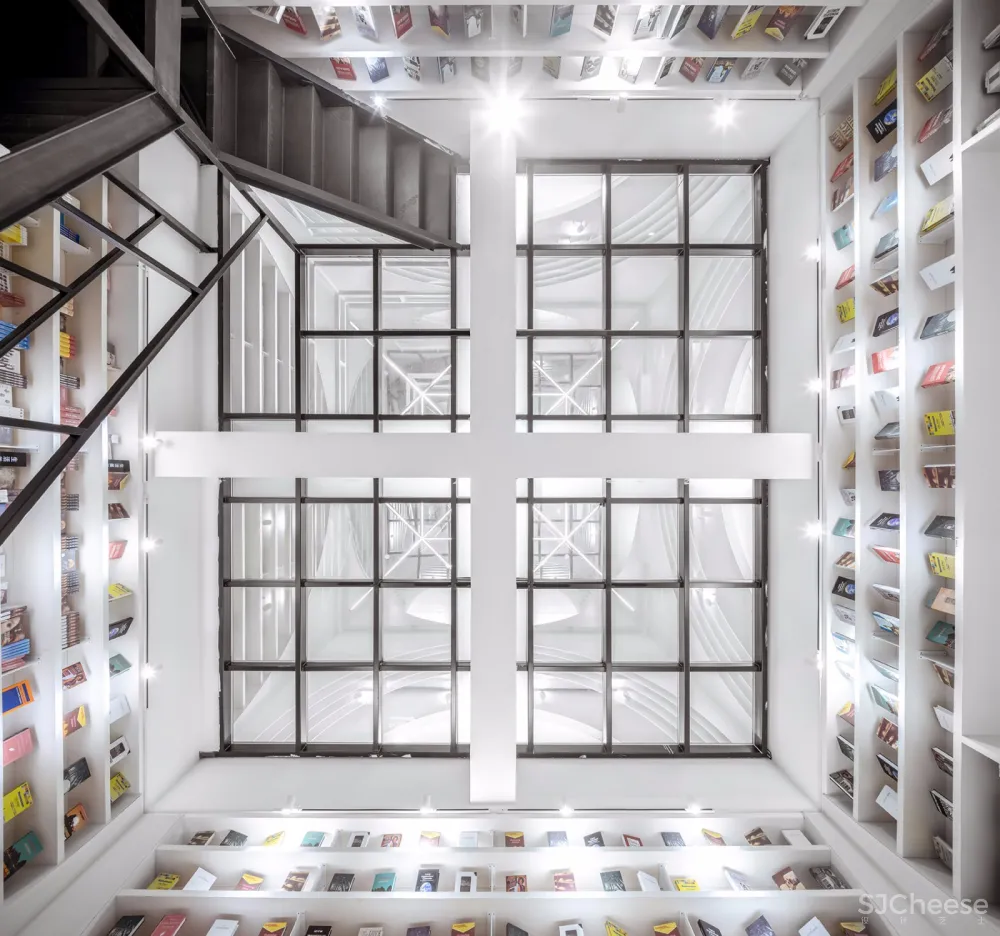 Wutopia Lab 俞挺新作： 西安钟书阁 - 云中天堂 首