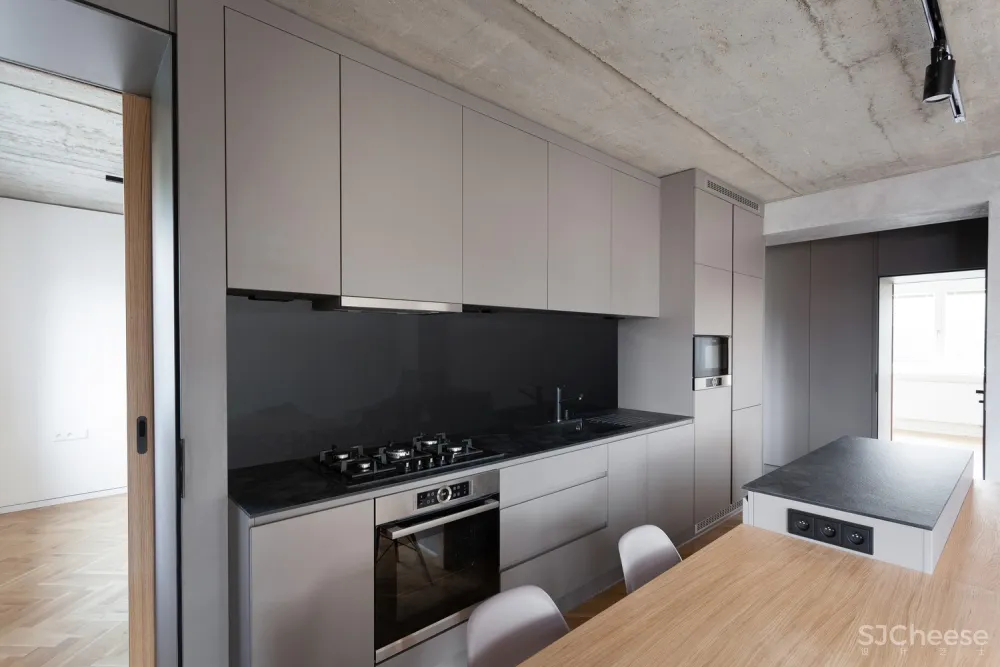 Minimalist Apartment in Prague | 安静中性的环境 首