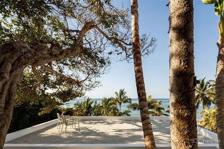 墨西哥CASA LINDA THERESIA海滨别墅设计