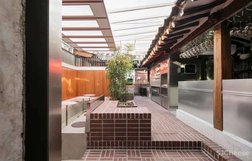 首发 东方与当代的结合 | Caligari Brewing啤酒餐厅