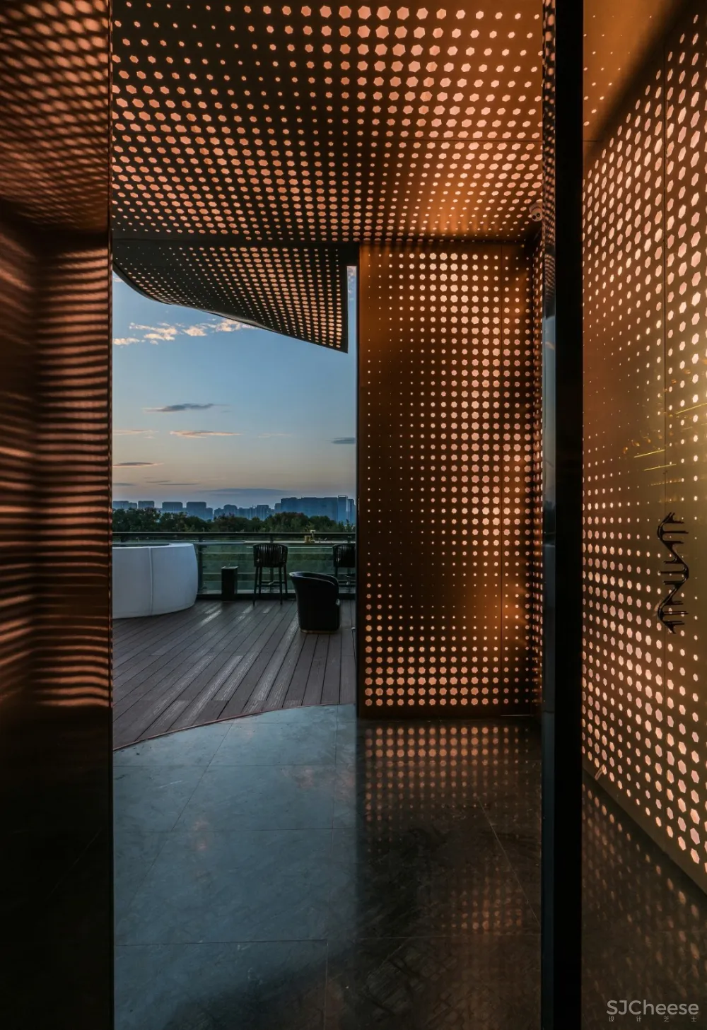 多元选择中追寻,定义独有基因 | 珑腾商业空间设计事务所 首