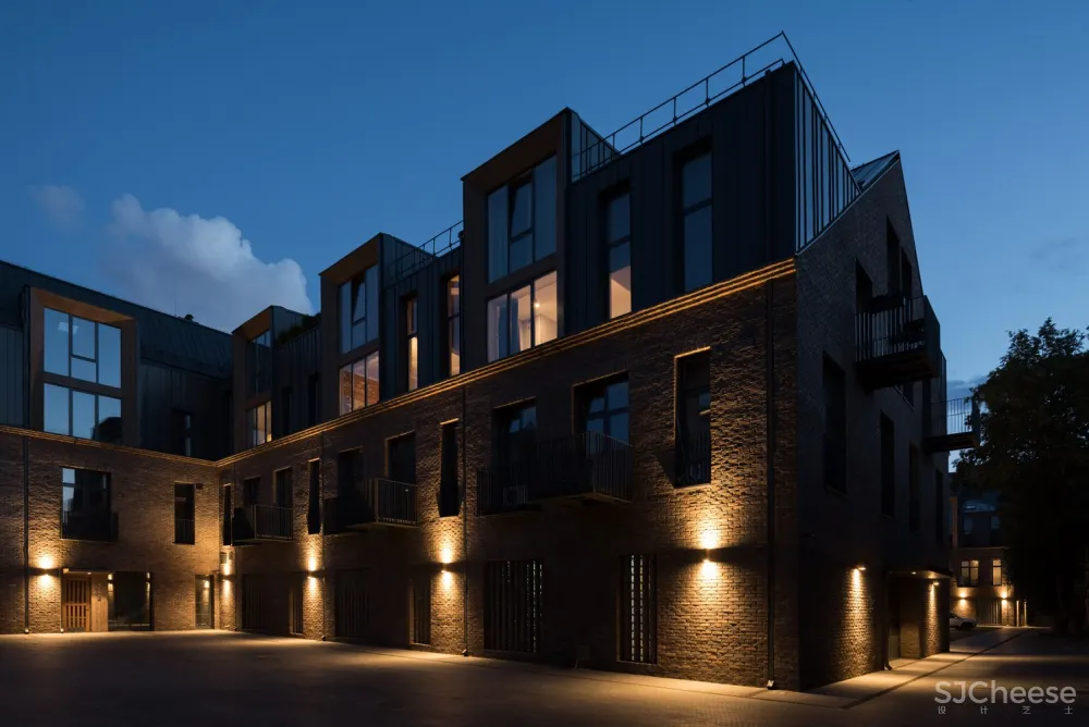 夹层公寓改造 / DNK ag