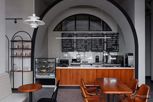 俄罗斯秋明拱门咖啡馆 | STUDIO LYNX