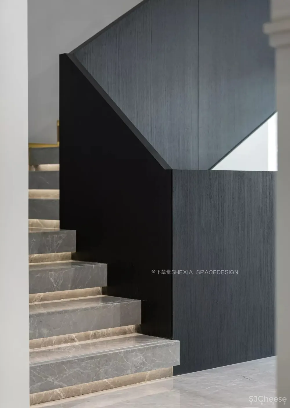 1120㎡轻奢别墅,一半冷艳一半迷红 | 舍下空间