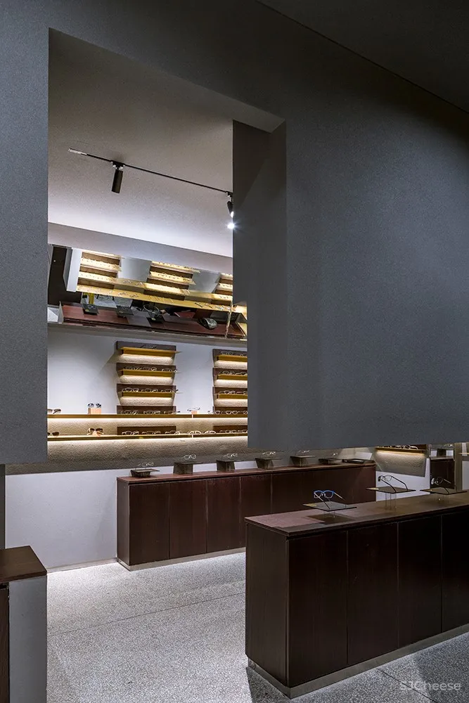 北京阿目眼镜店铺 / TEMP 首