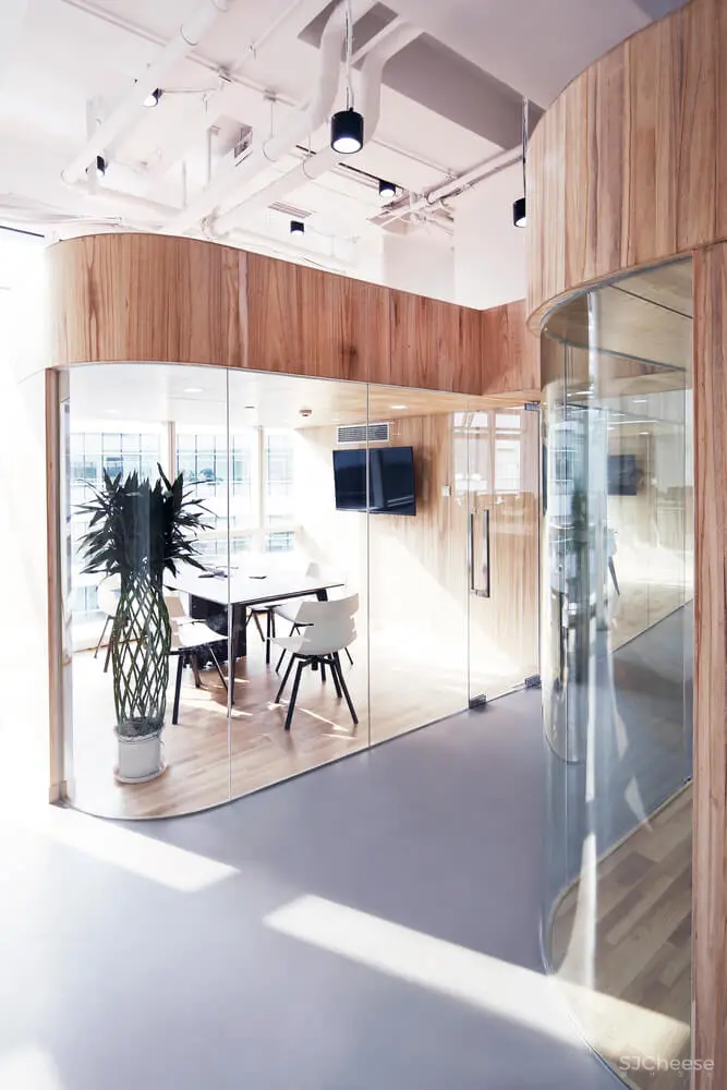 北京银河SOHO一家互联网金融公司办公室设计