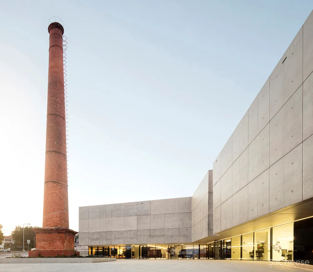 CAA / ÁGUEDA 艺术中心，葡萄牙 / AND-RÉ