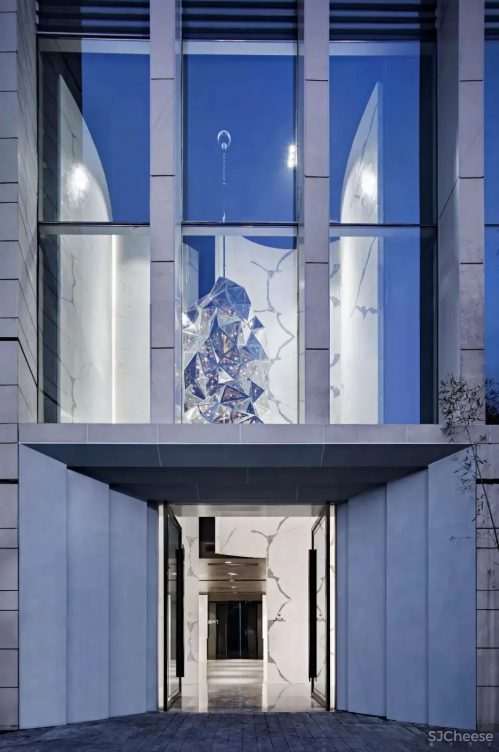 集艾、邱德光联袂打造——世界商贸都市,义乌朝阳门 首