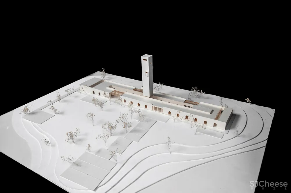 湿地中的红砖塔,河北 / 空格建筑