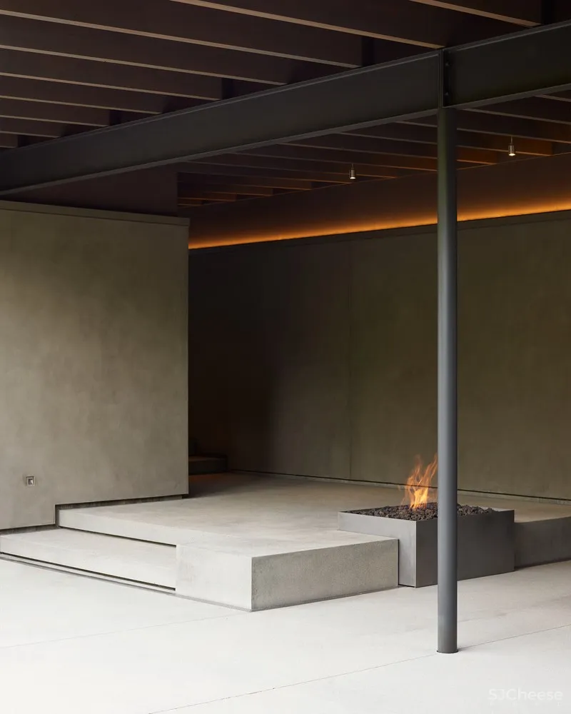 湖边小屋/ Suyama Peterson Deguchi 首