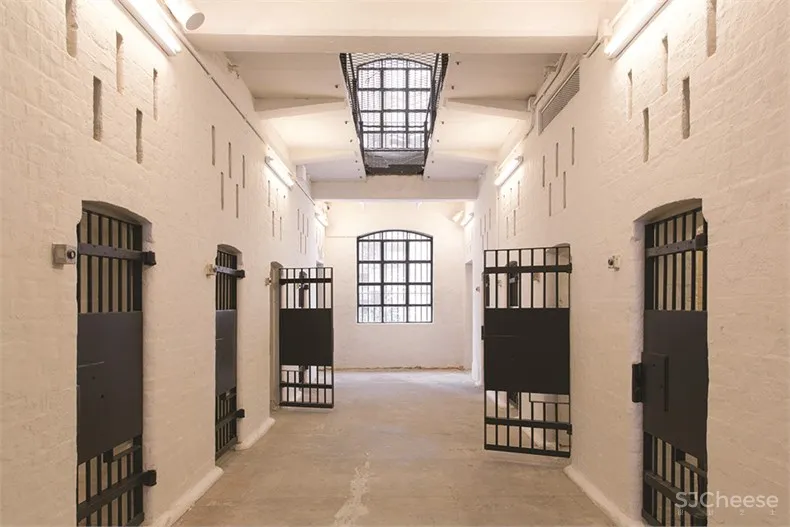 赫尔佐格＆德梅隆：前香港警察总署改造为艺术中心！