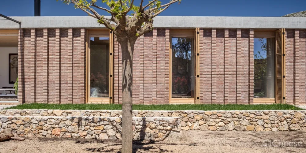 巴塞罗那AA别墅 / Alventosa Morell Arquitectes