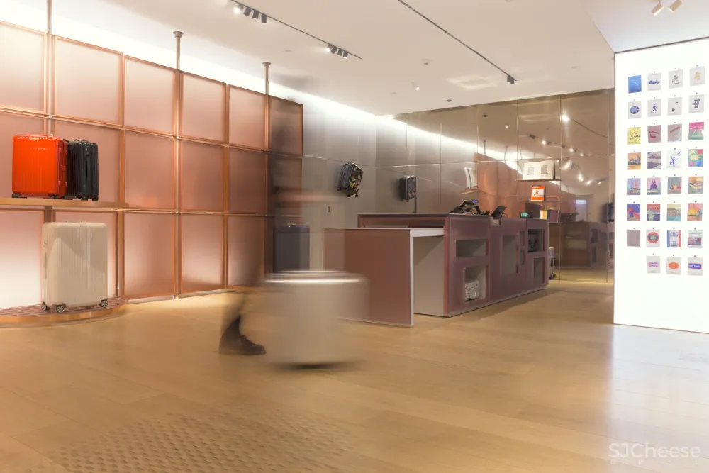 Snøhetta:巴黎精品店Rimowa Le Bon Marché 首