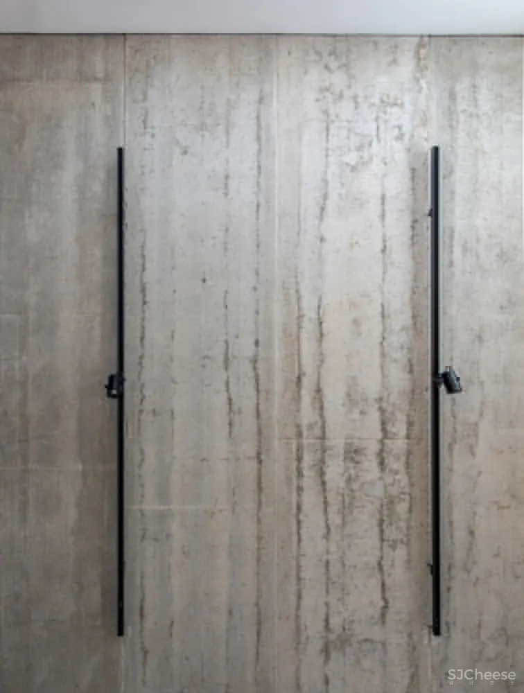 Minimalist Apartment in Prague | 安静中性的环境 首