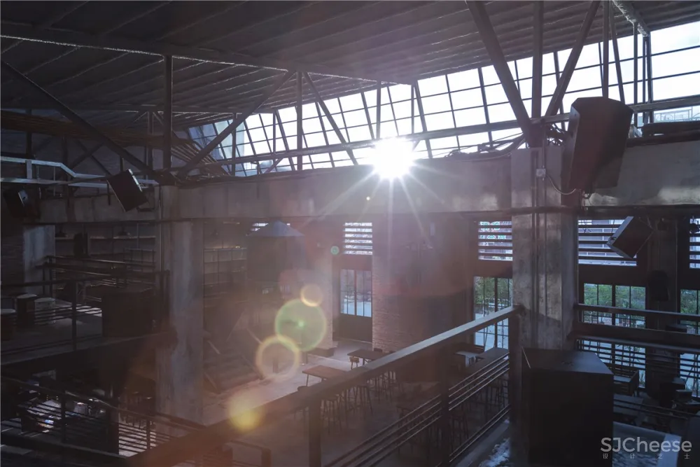 广东左岸啤酒艺术工厂 | LAD设计