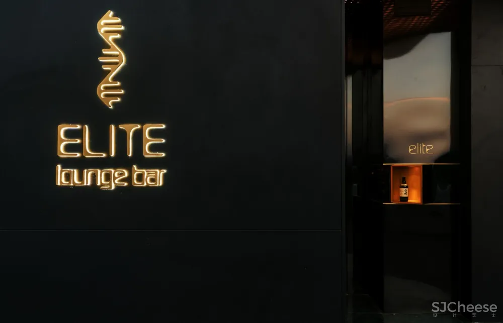 多元选择中追寻,定义独有基因 | 珑腾商业空间设计事务所 首