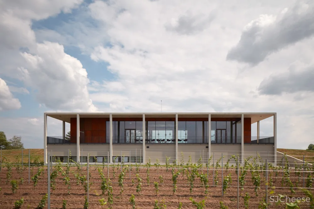 Obelisk酒庄：AiD team a.s. 首