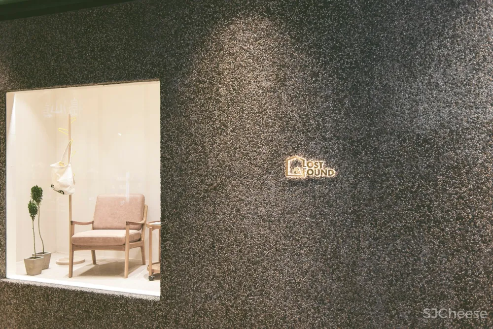 “ 失物招领”:时间与物品的交互之美 首