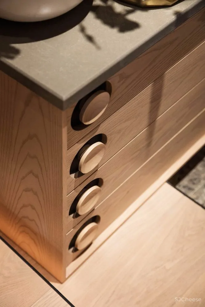 迪拜休闲风GIA餐厅 | Hecker Guthrie