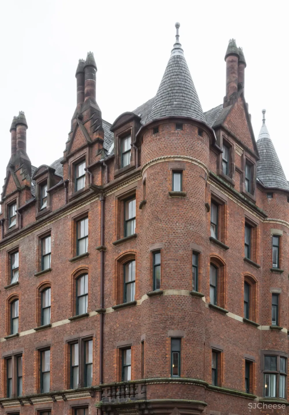 注入经典现代魅力的 Whitworth Locke 酒店 /Grzywinski+Pons 首